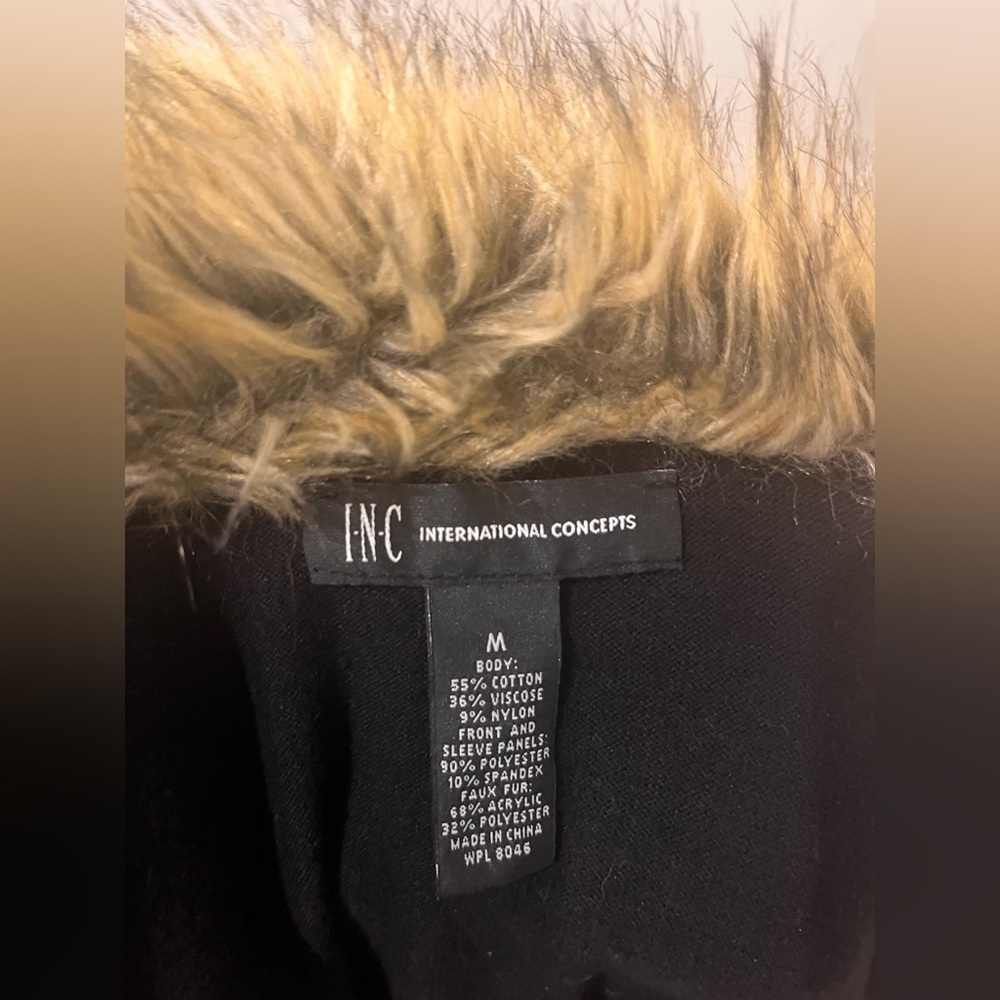 Black Sweater/jacket shacket with Faux Fur Collar. - Picture 4 of 4